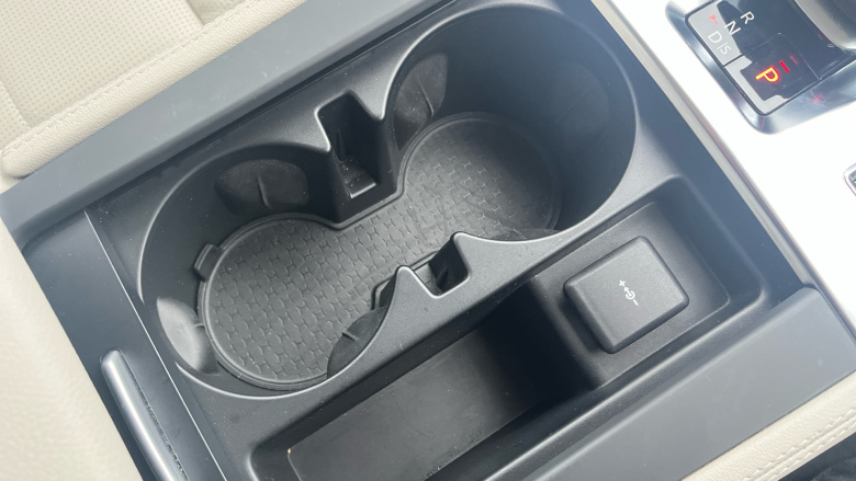 Jaguar F-Pace 2.0 P400e R-Dynamic SE 5dr Auto AWD Estate